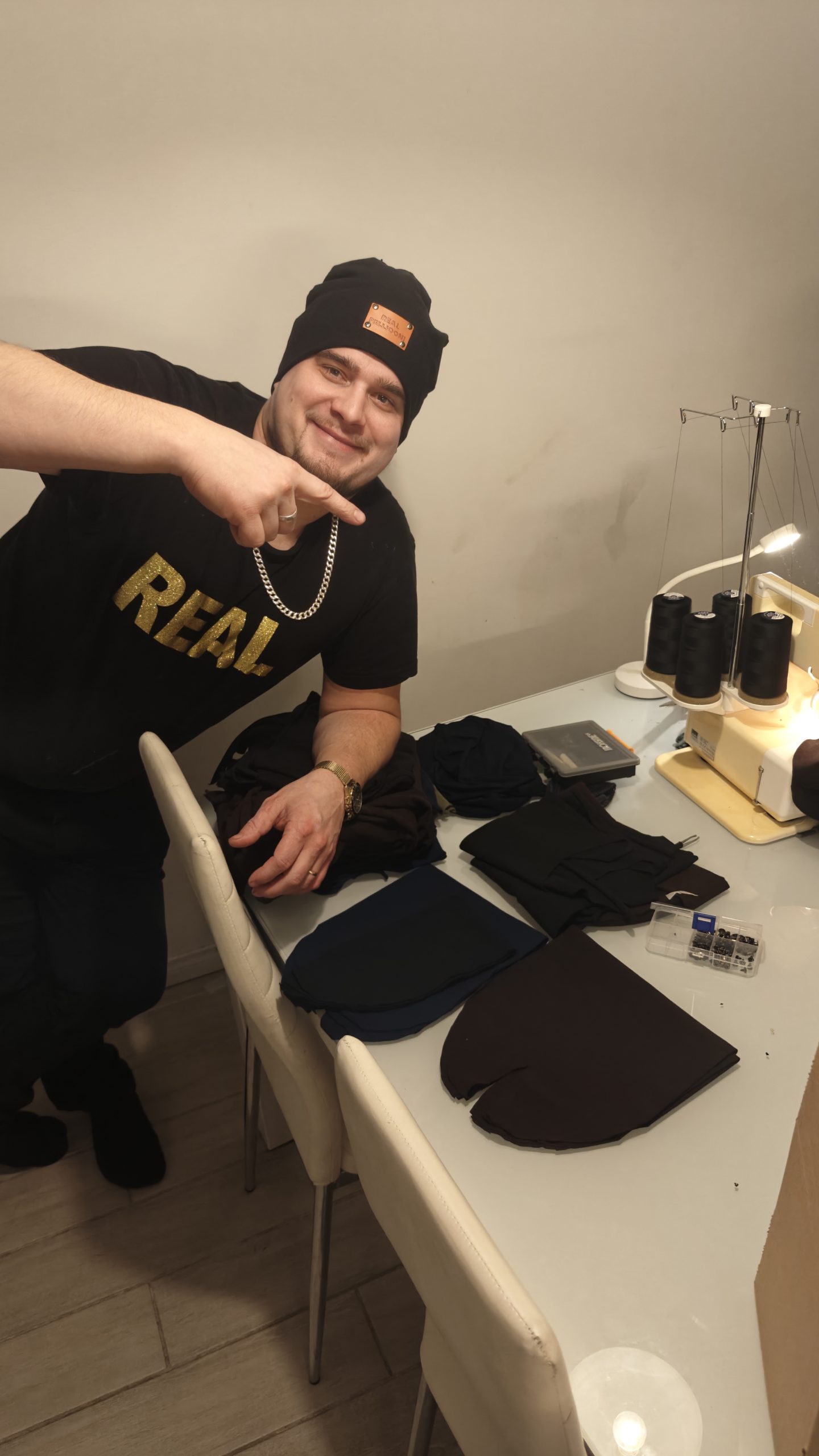 REAL PEIJJOONI Pipo aikuisten musta - Image 2