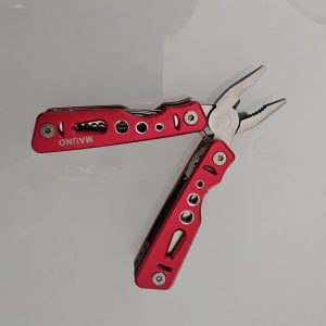 MAUNO MONITOIMITYÖKALU AVAJAISTARJOUS!